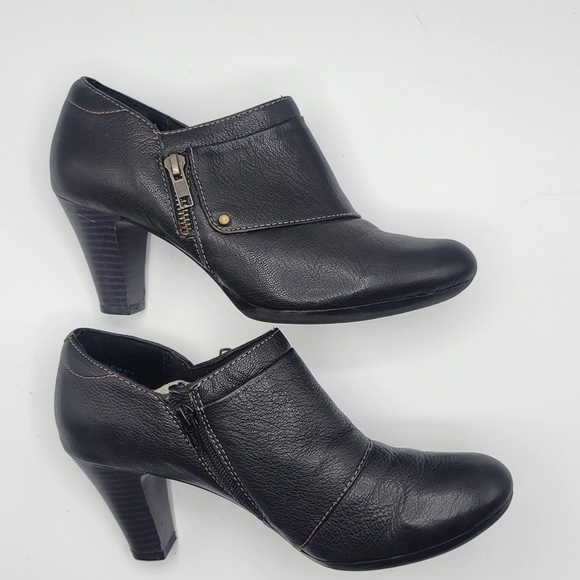 Clarks Bendables leather upper ankle booties size 8 1/2 M - Picture 9 of 16